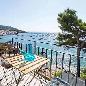 Precioso En Primera Linea De Mar En Appartement Calella De Palafrugell